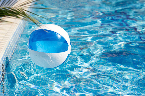 Ball in the pool