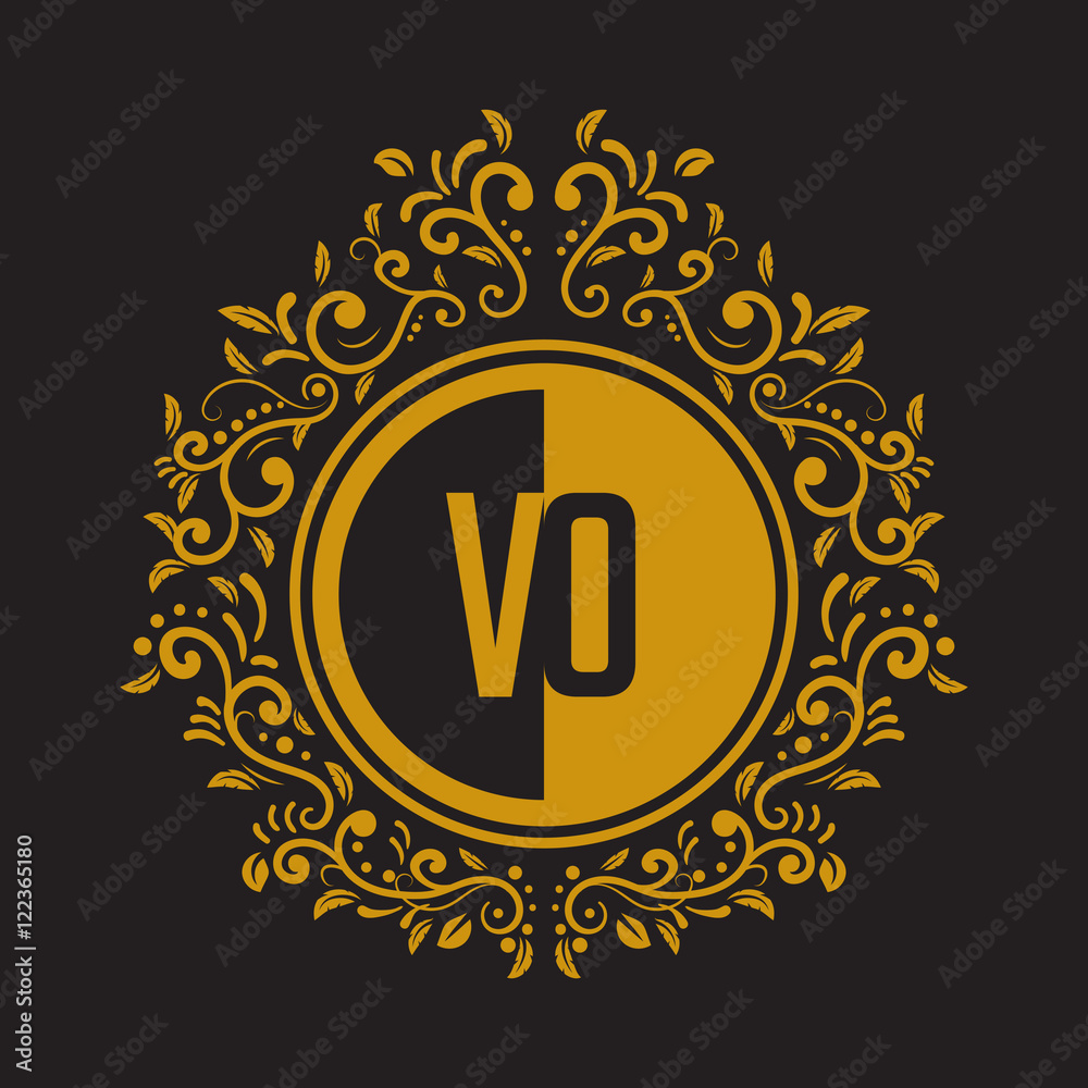 Fototapeta premium INITIAL CIRCLE HALF vintage elegant luxury