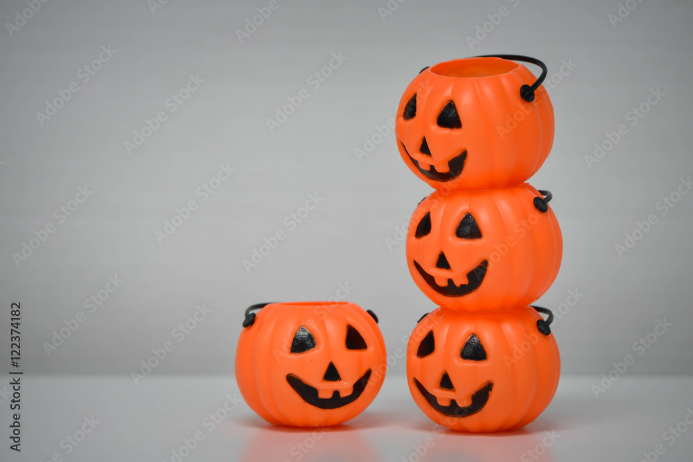 Halloween pumpkins plastic for putting candy Halloween pumpkins plastic for putting candy