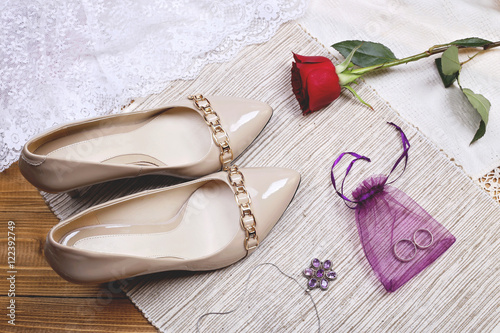 Wedding ceremony, Bride accessories