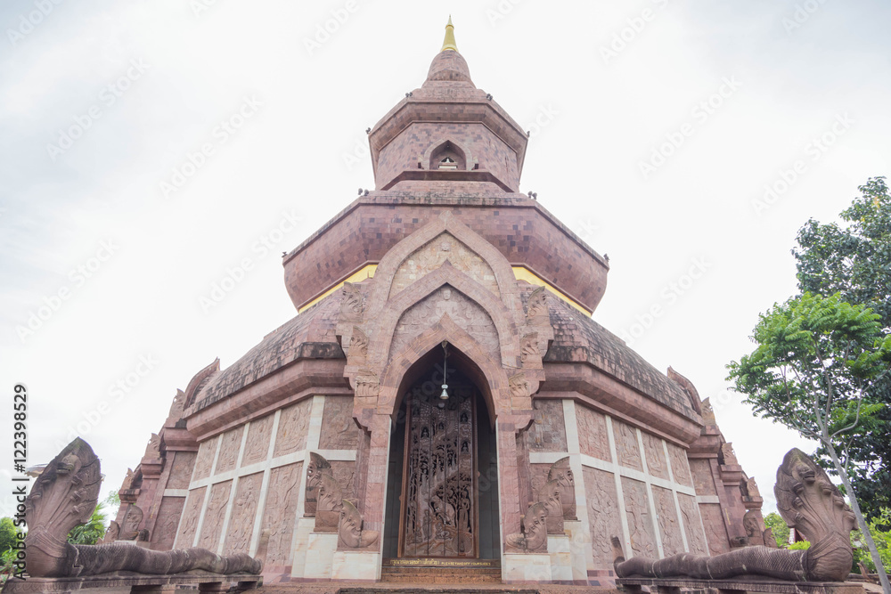Fototapeta premium PHRA BUDDHA SAIYAT PHUKHAO Temple