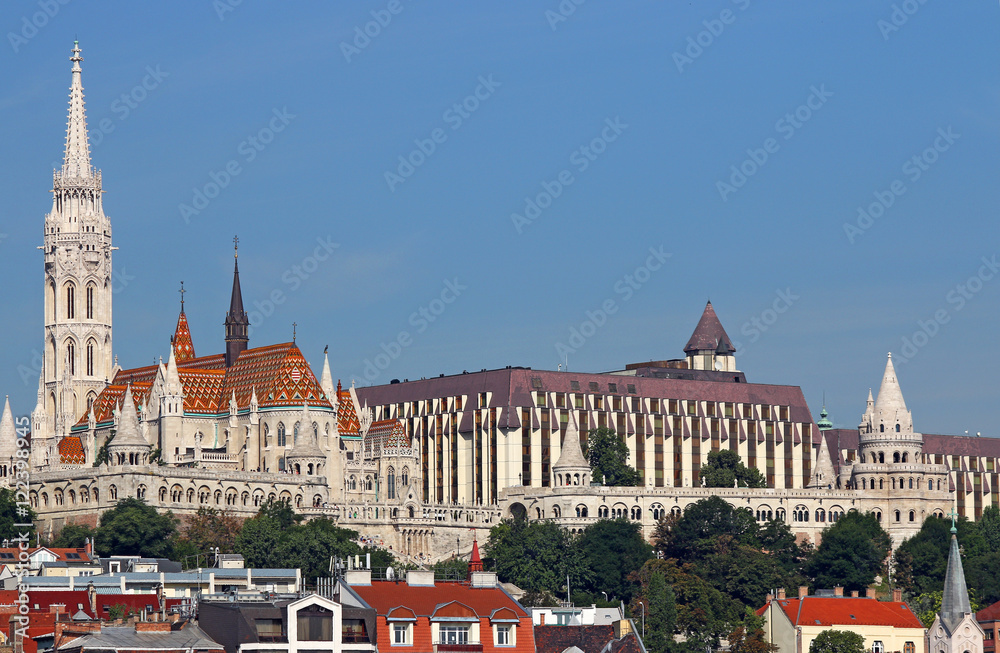 Obraz premium Fisherman towers and Matthias church Budapest Hungary