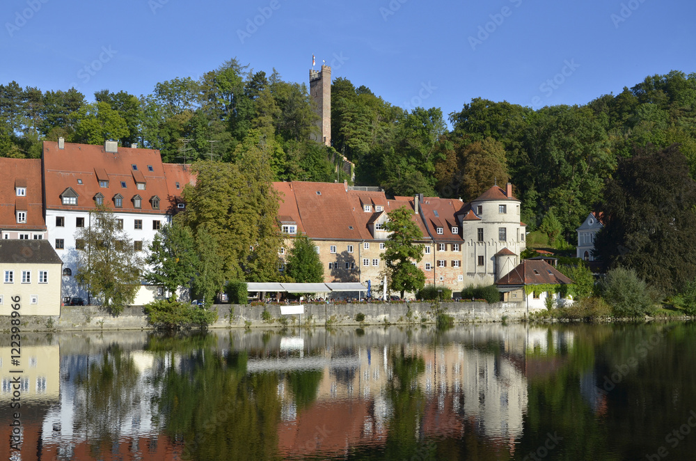 Obraz premium Lechfront mit Jungfernsprungturm, Landsberg am Lech