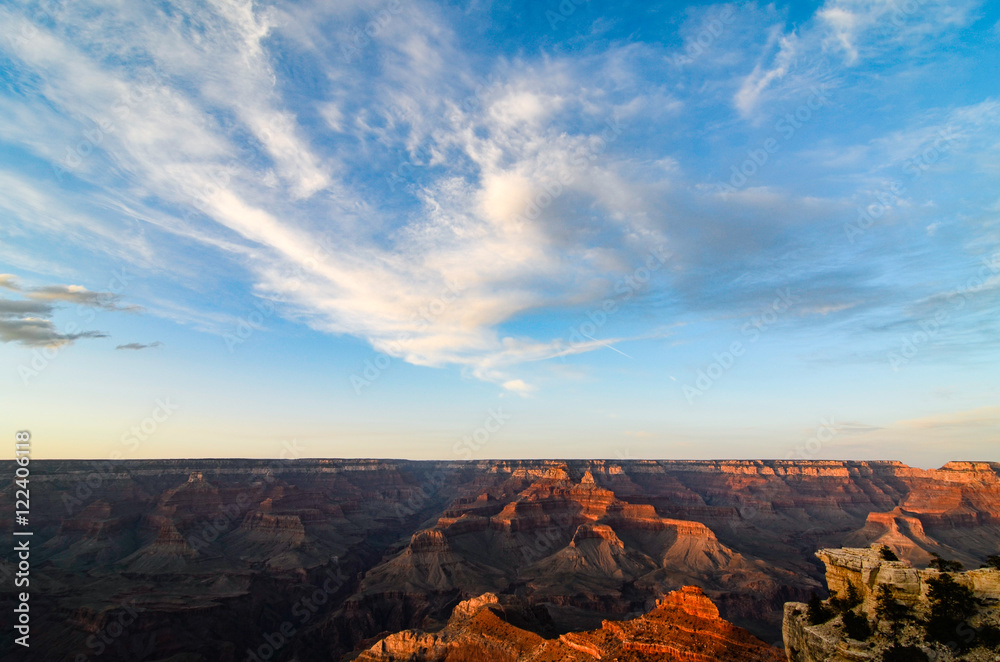 Grand Canyon skyline in evening sunlight