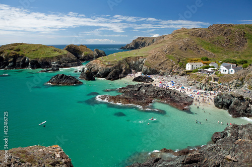 Fototapet View on Kynance Cove of the Lizard Peninsula, Cornwall in England, UK