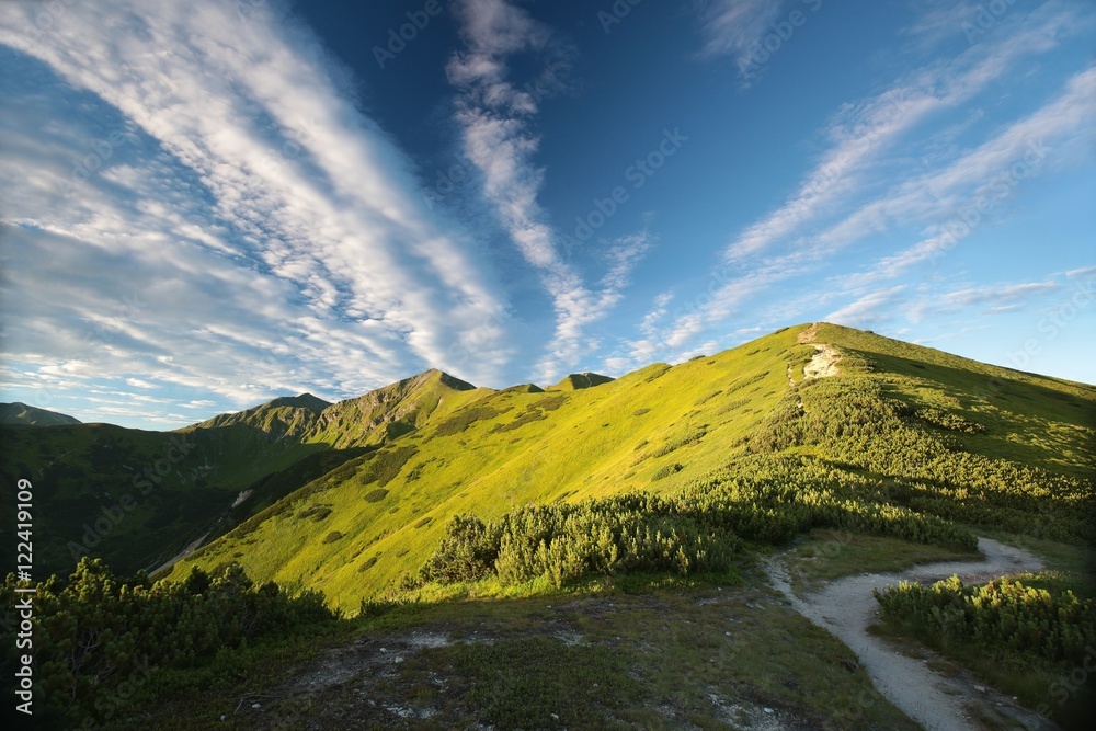 Obraz premium Carpathian Mountains during sunrise, Poland