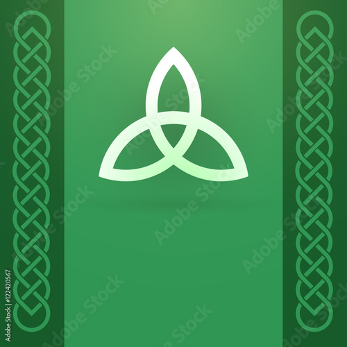 Celtic Knot Ornament and Tr...