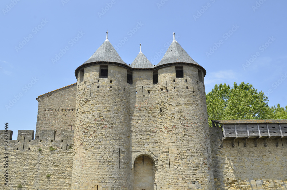 Carcassonne ville fortifiée médiévale en France