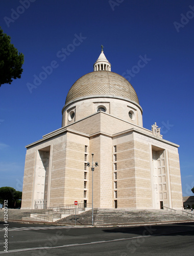 Chiesa architettura razionalista photo