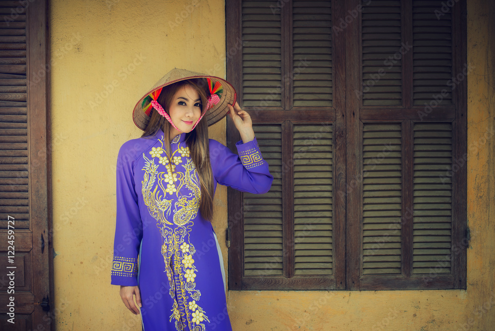 portrait-asian-girls-with-ao-dai-vietnam-dress-ao-dai-is-famous-stock