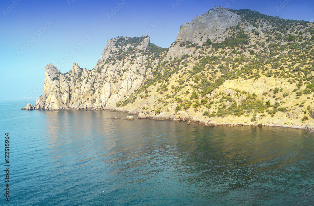 sea and mountains