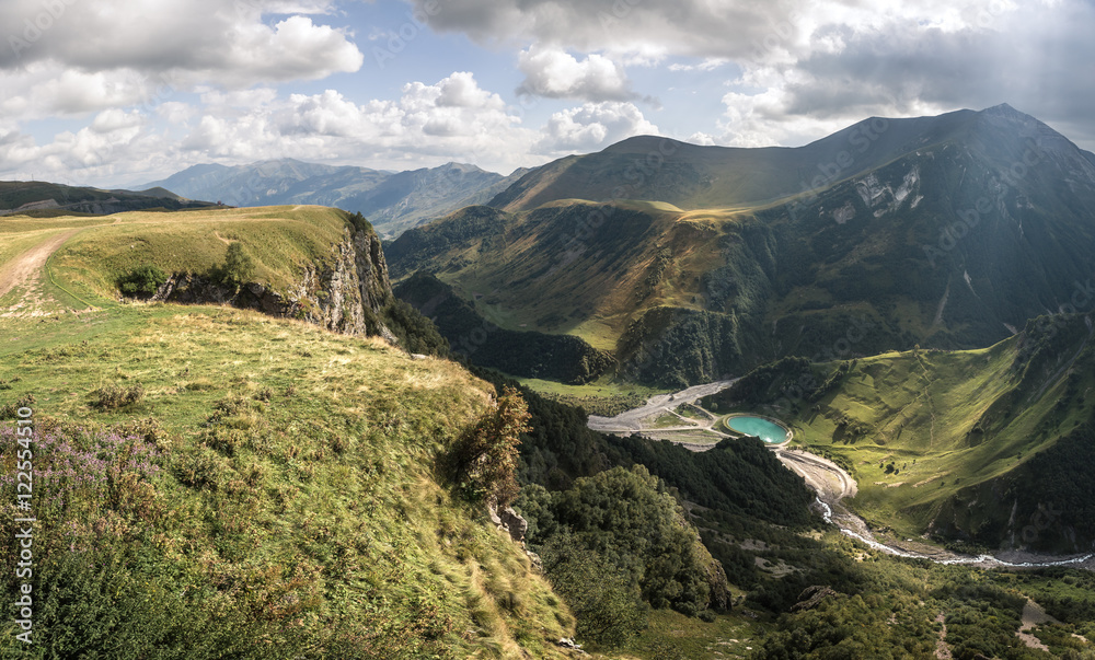 Obraz premium Georgia. View of the valley from a height.