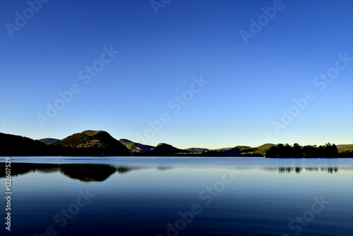 LAC SUPERIEUR MONT TREMBLANT - CANADA photo