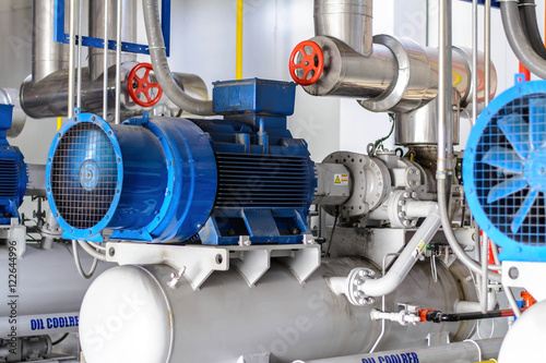 Fotografie industrial compressor refrigeration at manufacturing factory