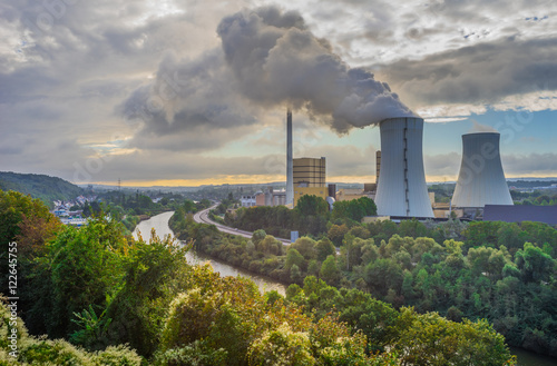 Saarland Kraftwerk Fenne in Völklingen im Gegenlicht Blick von der Gerhardstraße photo