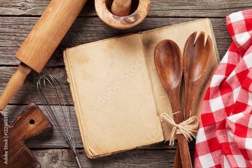 Quadro su tela Blank vintage recipe cooking book and utensils
