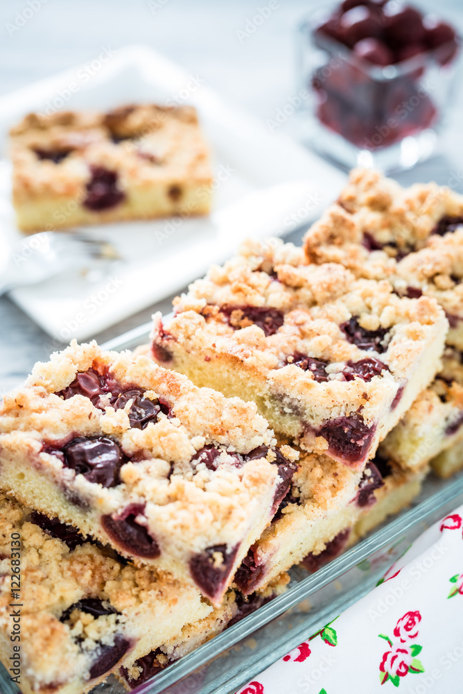 Kirschstreuselkuchen Kirschstreuselkuchen