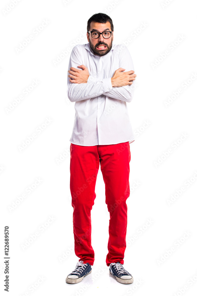 Naklejka premium Handsome man with glasses freezing