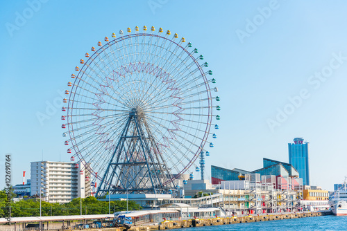 Tempozan Ferris wheel and Osaka Aquarium Kaiyukan