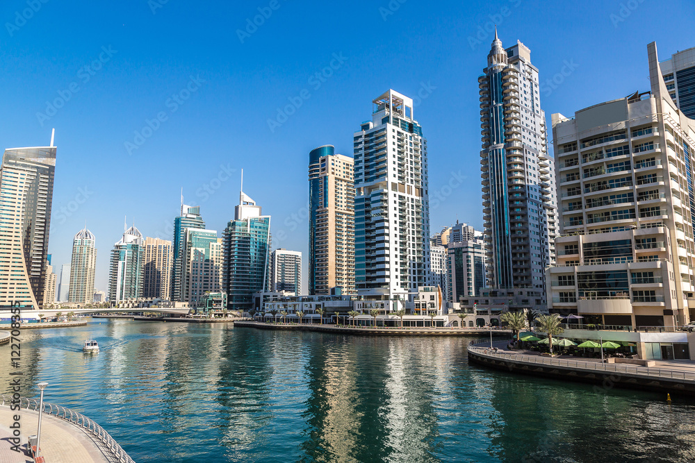 Naklejka premium Dubai Marina