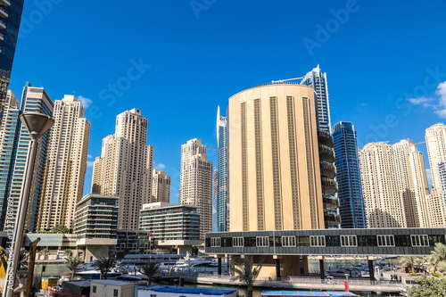 Dubai Marina © Sergii Figurnyi