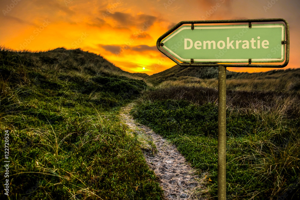 Schild 165 - Demokratie