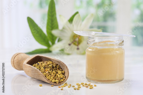 organic bee pollen and royal jelly photo