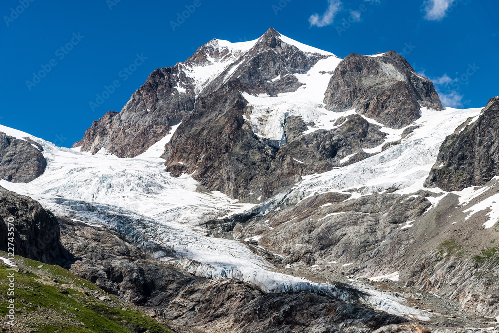 Obraz premium a view of veny valley at aosta italy