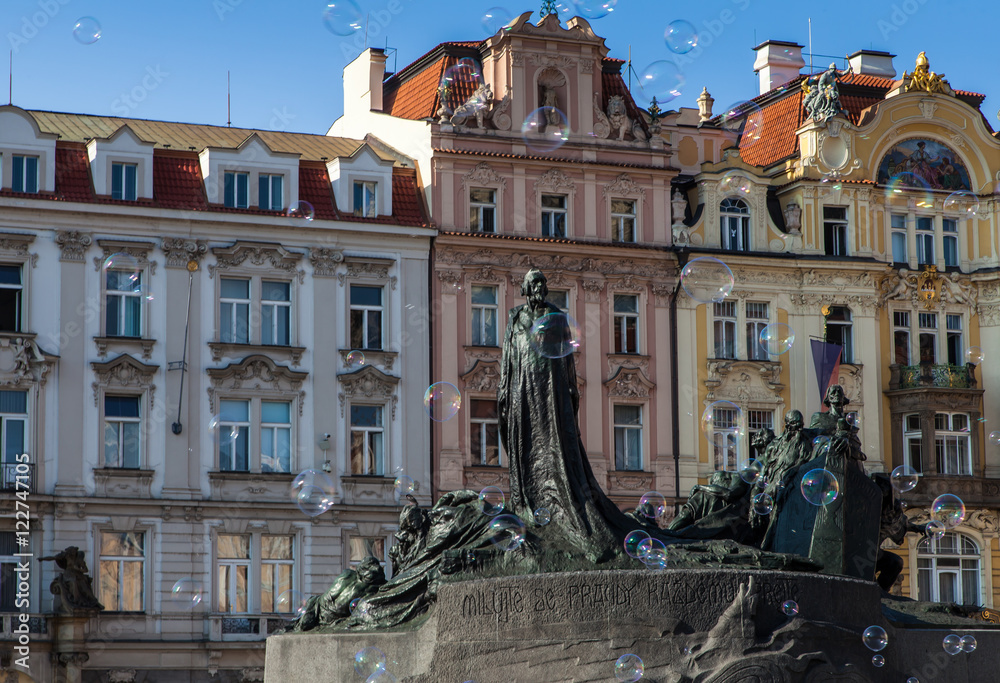 Jan-Hus-Denkmal Im Seifenblasenzauber Altstädter Ring Prag Tscheschien

