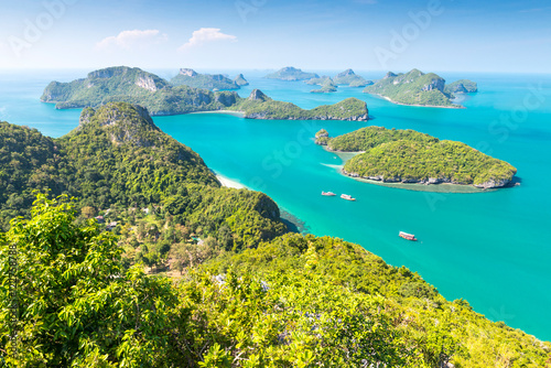View from highest viewpoint of Angthong national marine park nea © Maxim Tupikov