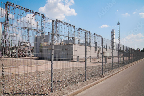 Wallpaper Mural High-voltage station Torontodigital.ca