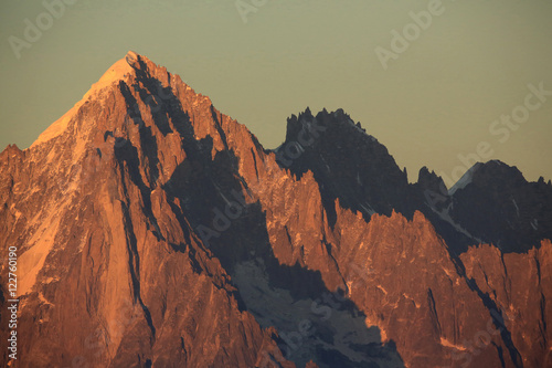 Aiguilles du massif du Mont-Blanc.