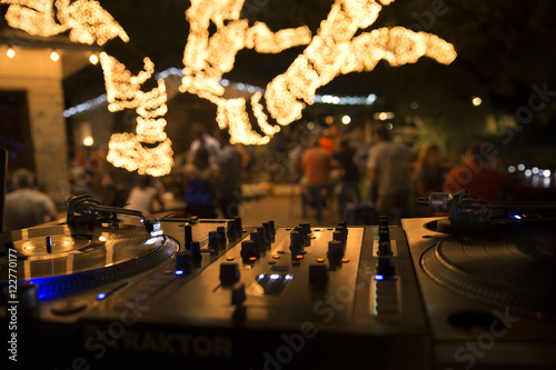Obraz na płótnie DeeJay