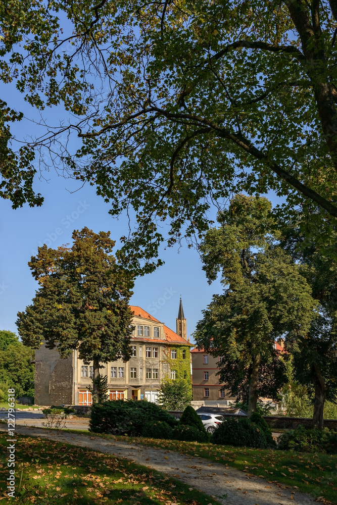 Fürstenberg an der Havel: Blick vom Park am Bahnhof auf die Altstadt