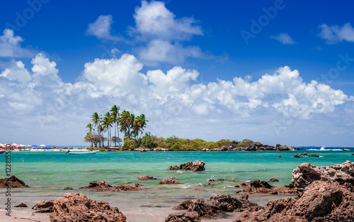 Lost Island © Andre Fonseca