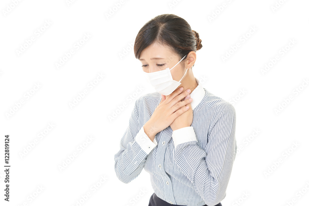 風邪に羅漢した女性