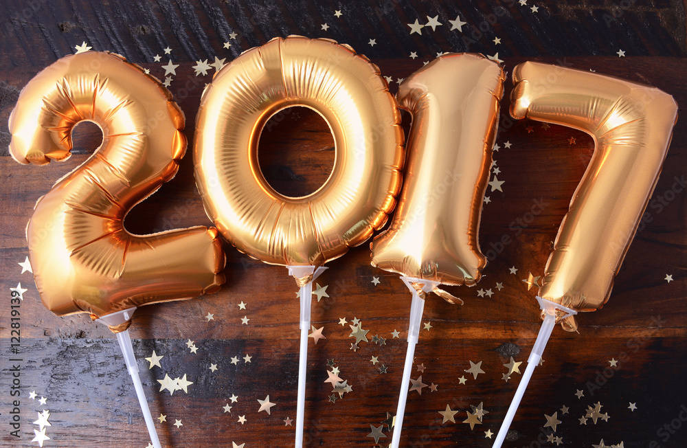 Happy 2017 gold New Year Balloon - obrazy, fototapety, plakaty 