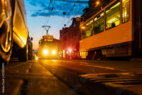 Photography Berlin Strasse Abend Nacht Verkehr Lichter - Rush Hour, Berliner Tram, Haltestel