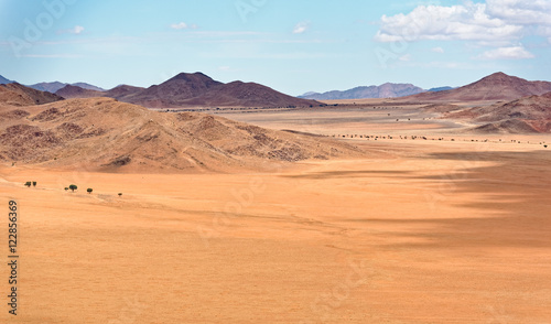 Endlose Weite und unberührte Natur am Rand der Namib, Namibrand Natursschutzgebiet, Namibia