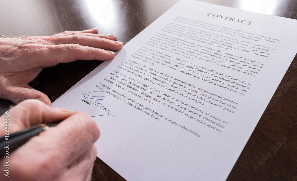 Obraz premium Signing of a contract