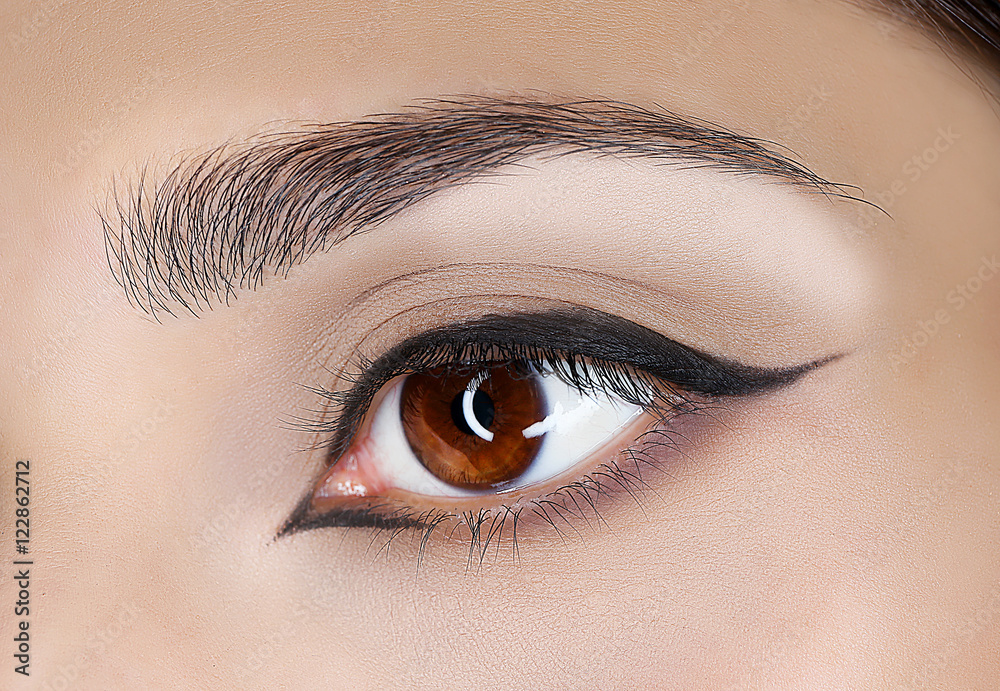 Fototapeta premium Beautiful eye makeup, closeup