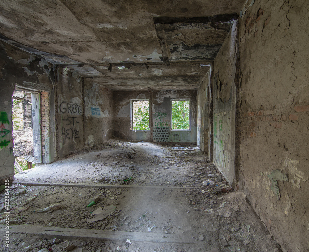 inside an Old ruined Howes