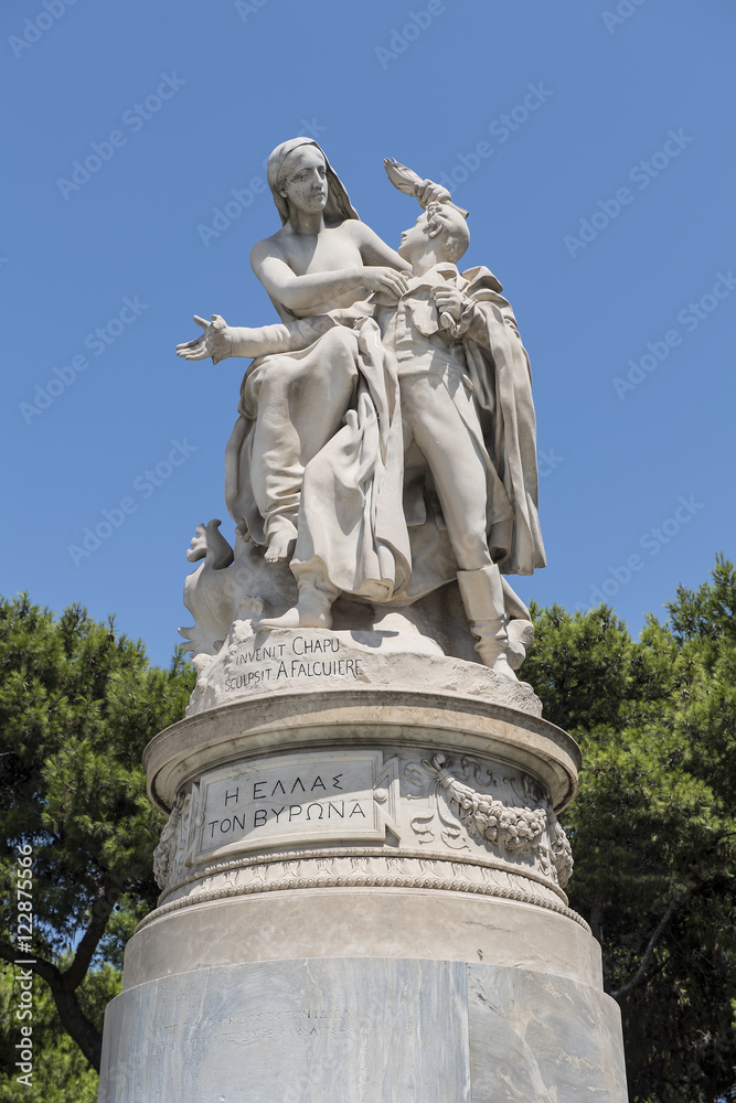 Lord Byron-Denkmal beim Nationalgarten in Athen, Griechenland