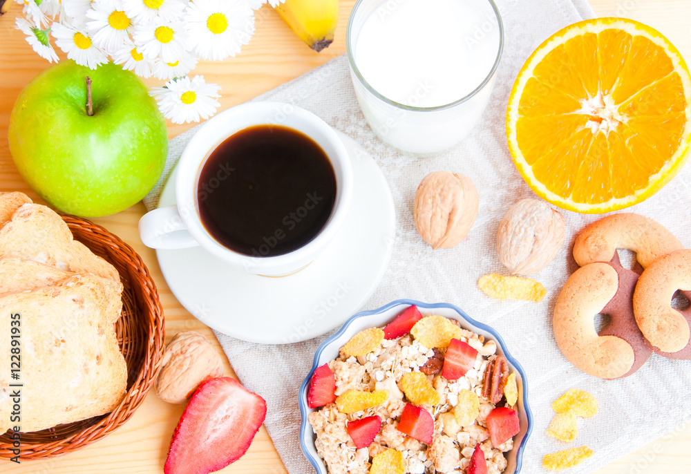Breakfast with cereals, fresh fruit and milk Breakfast with cereals, fresh fruit and milk