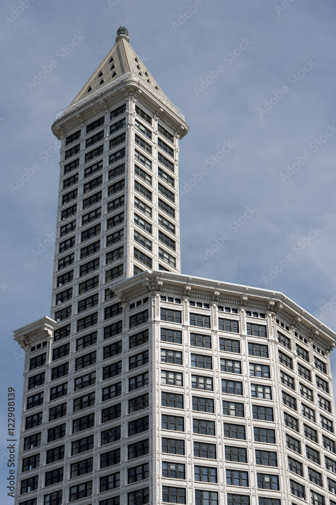Low angle view of a skyscraper, Smith Tower, Pioneer Square, Sea