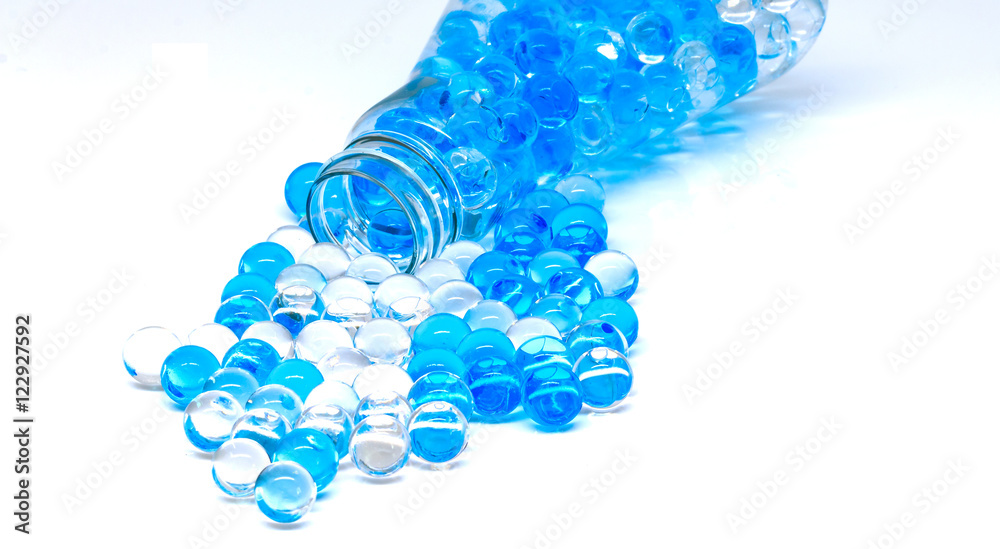 Polymer gel. Gel balls. balls of blue and transparent hydrogel, foto de