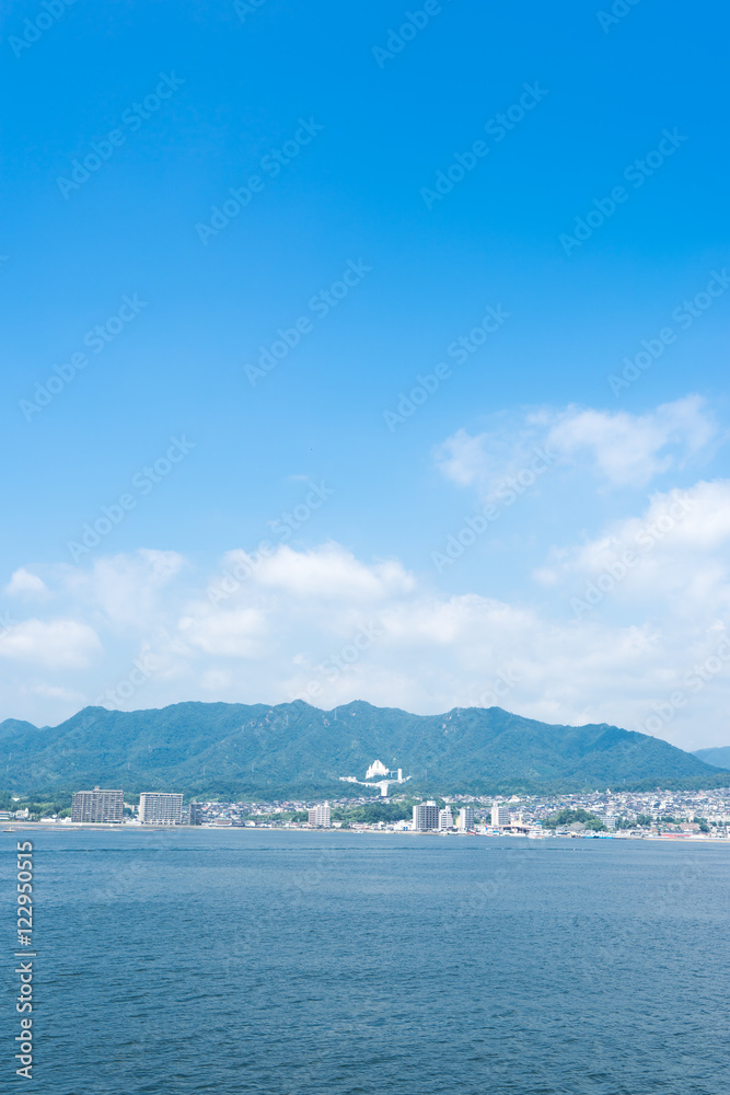 フェリーから見る宮島口風景 4