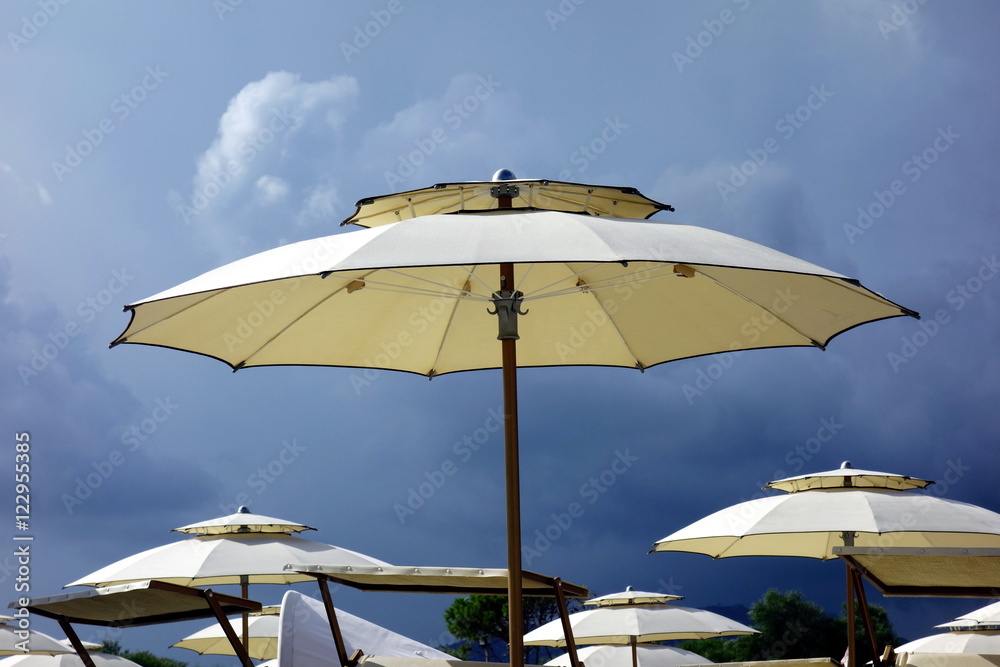 beach umbrella