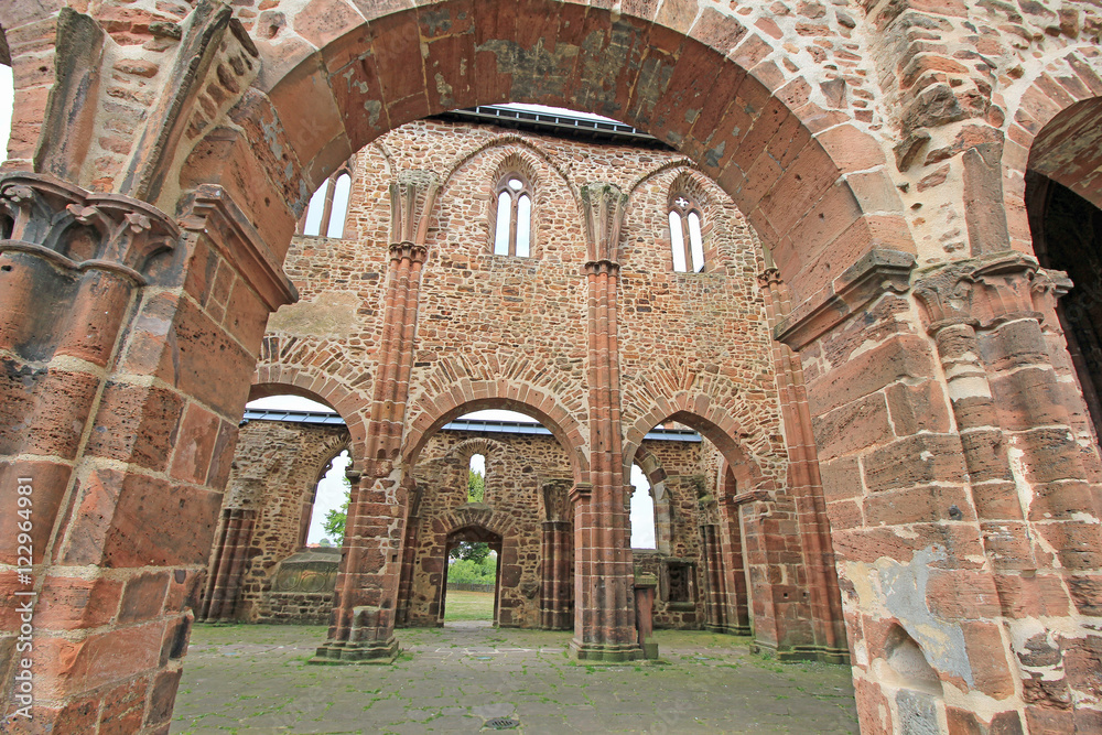 Wunschmotiv: Schwalmstadt-Treysa: Ruine der Totenkirche (Hessen) #122964981