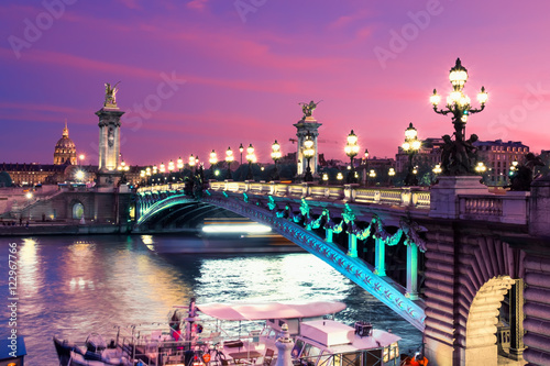 Photography Alexandre Bridge in Paris at night